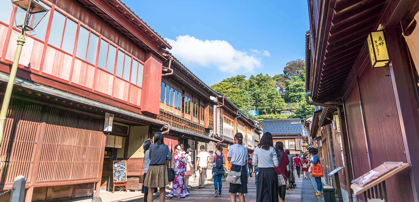 アビリブグループとリンコムアソシエーツの力で、価値発見→磨いて形にする→発信→社会にきづきを与える→人が動く→新たなきづきを得る…という「きづき」の循環で、新しい「人の動き」を創り出す。